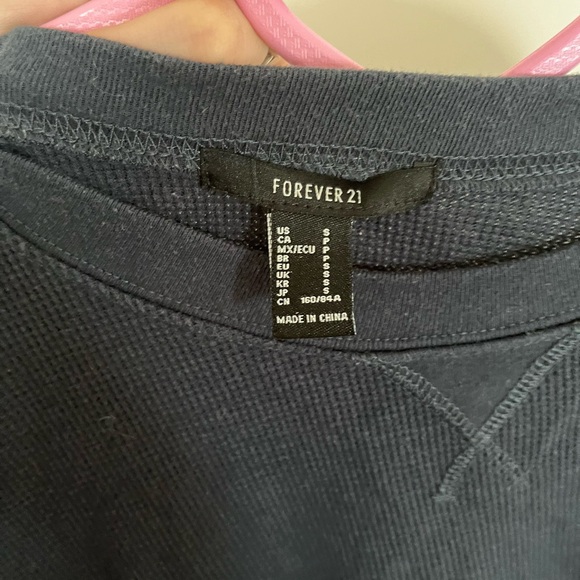 Original rue 21 crop top - Picture 3 of 3